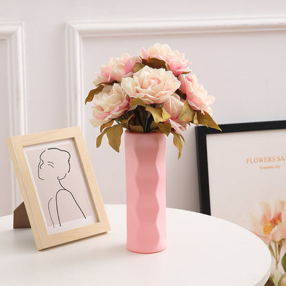 Nordic Style Plastic Vase for Home Decor and Flowers